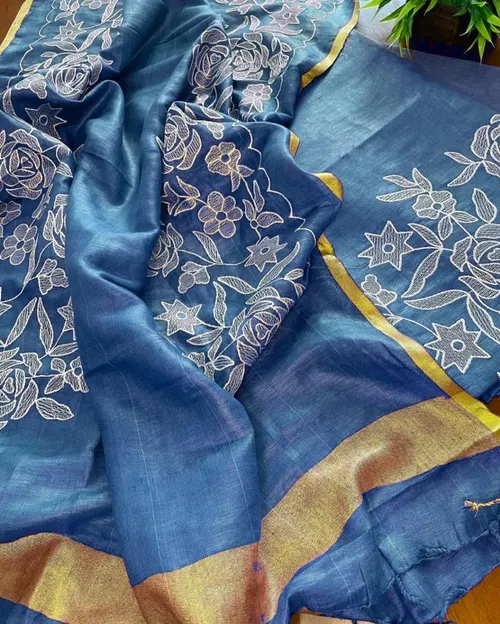 Elegant Cotton‑Linen Suit Piece with Intricate Hand Embroidery